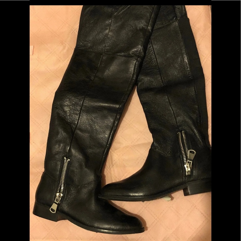 New no box ChineseLaundry BlackLeatherBoots Size 6